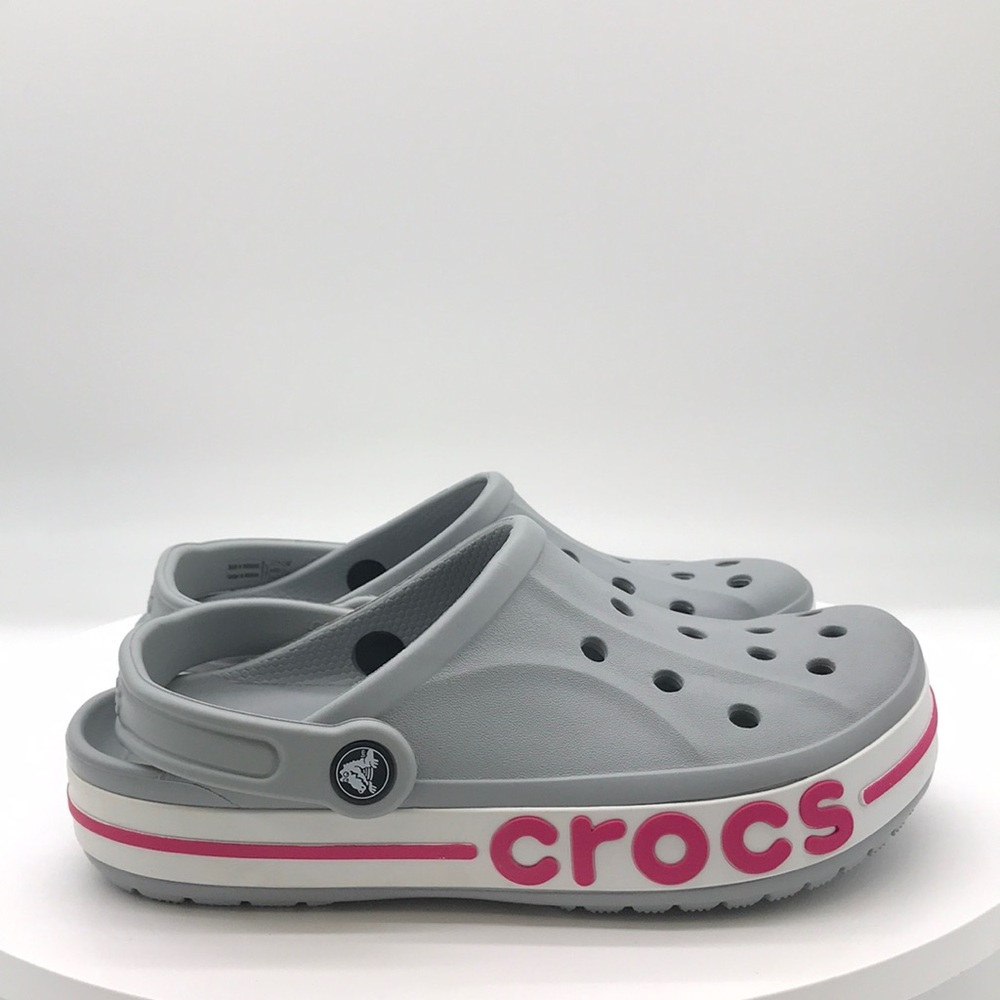 Crocs Classic unisex Clog size 5 mens 7 womens US